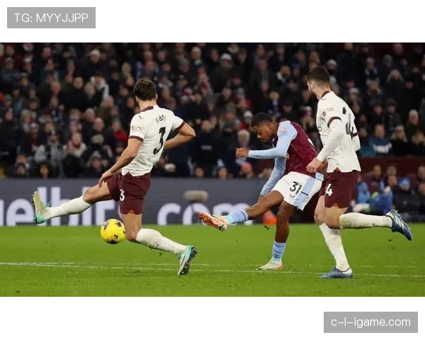 阿斯顿维拉状态回暖，英超低迷后迎来反弹良机