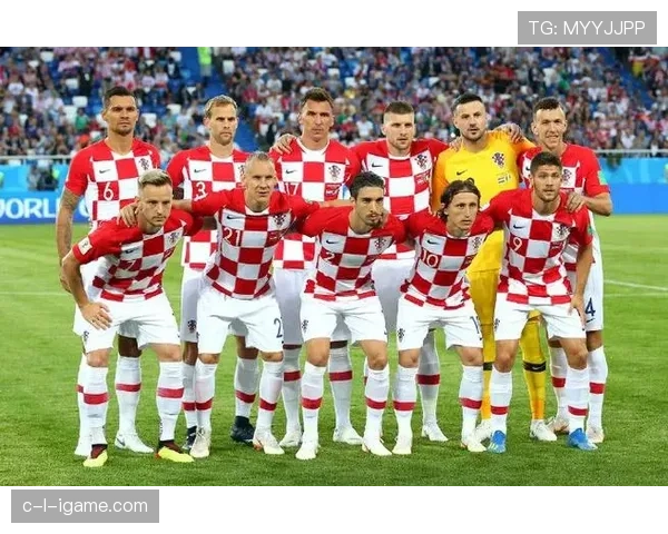 费内巴切新赛季阵容焕然一新，青春力量与老将经验共铸争冠雄心