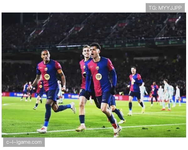 西甲争冠白热化：防守漏洞频现，各队亟需提升竞争力