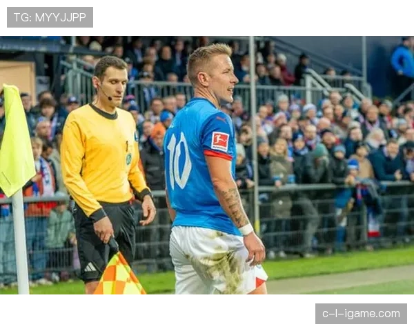 斯图加特新星状态回暖，德甲赛场表现引关注